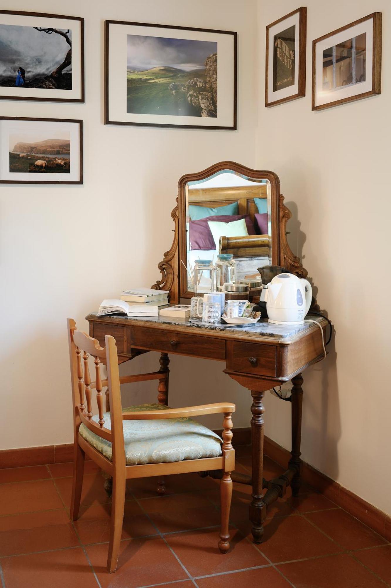 B&B Il Bed And Bookfast Mercatello エクステリア 写真