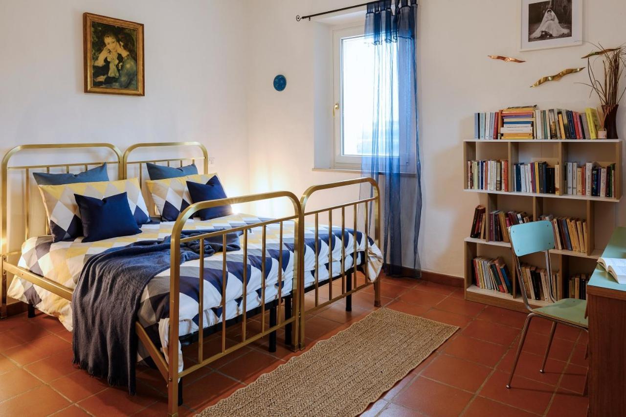 B&B Il Bed And Bookfast Mercatello 部屋 写真
