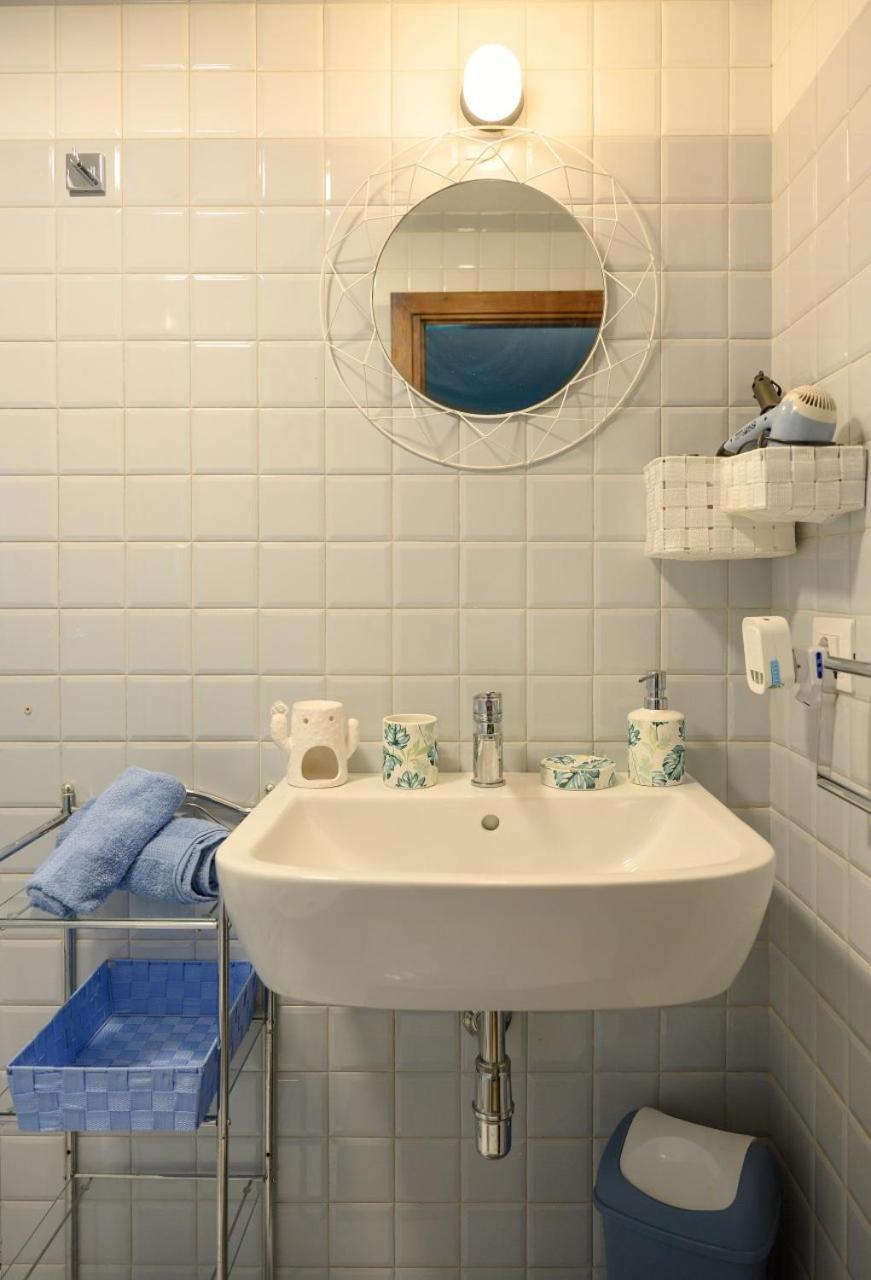 B&B Il Bed And Bookfast Mercatello 部屋 写真