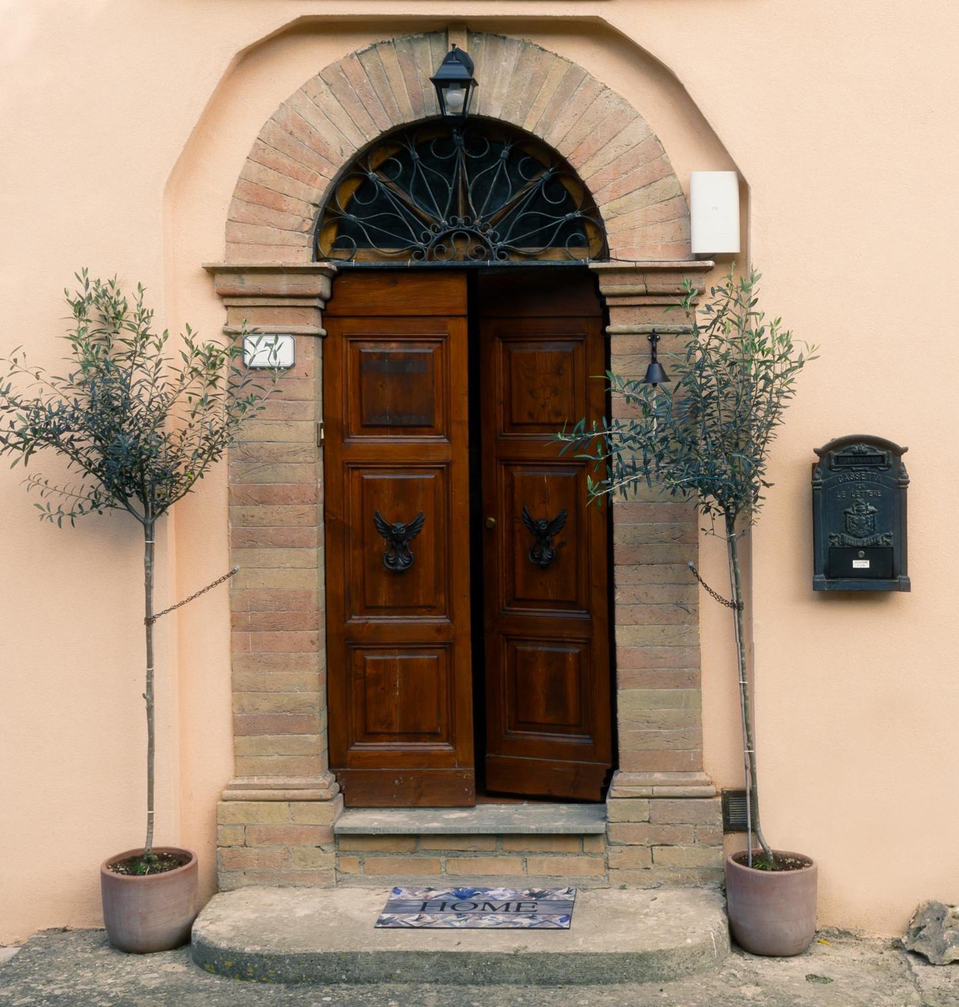 B&B Il Bed And Bookfast Mercatello エクステリア 写真